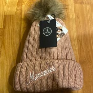 Mercedes Benz winter hat pink